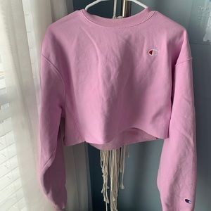 Cropped pink champion sweatshirt